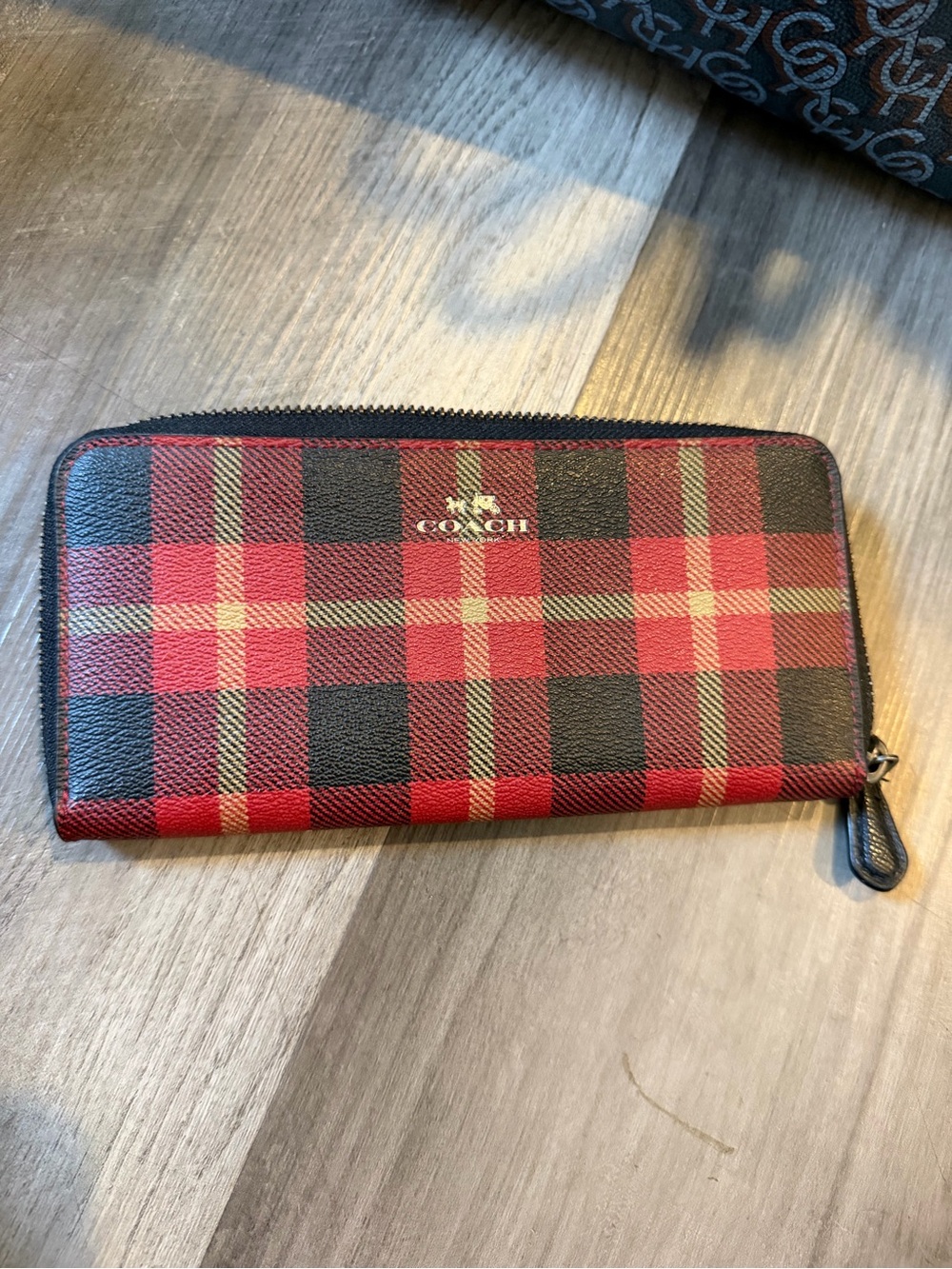 Coach Tartan Plaid Long Zip Around Wallet Red Black